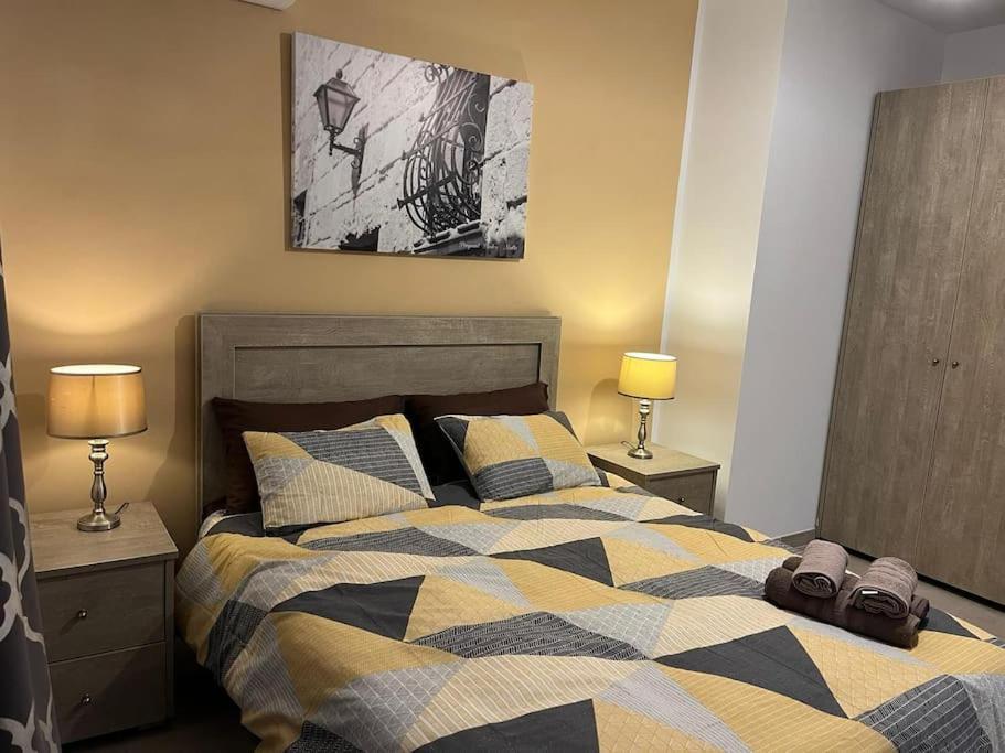 Mediterranea 2 Bedroom Smart Apartment Сент-Полс-Бей Экстерьер фото